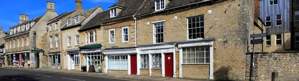 Jackson-Stops | Living in Oundle