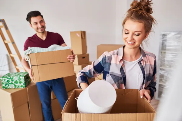 Smart & Simple Tips for Packing Up Your Home