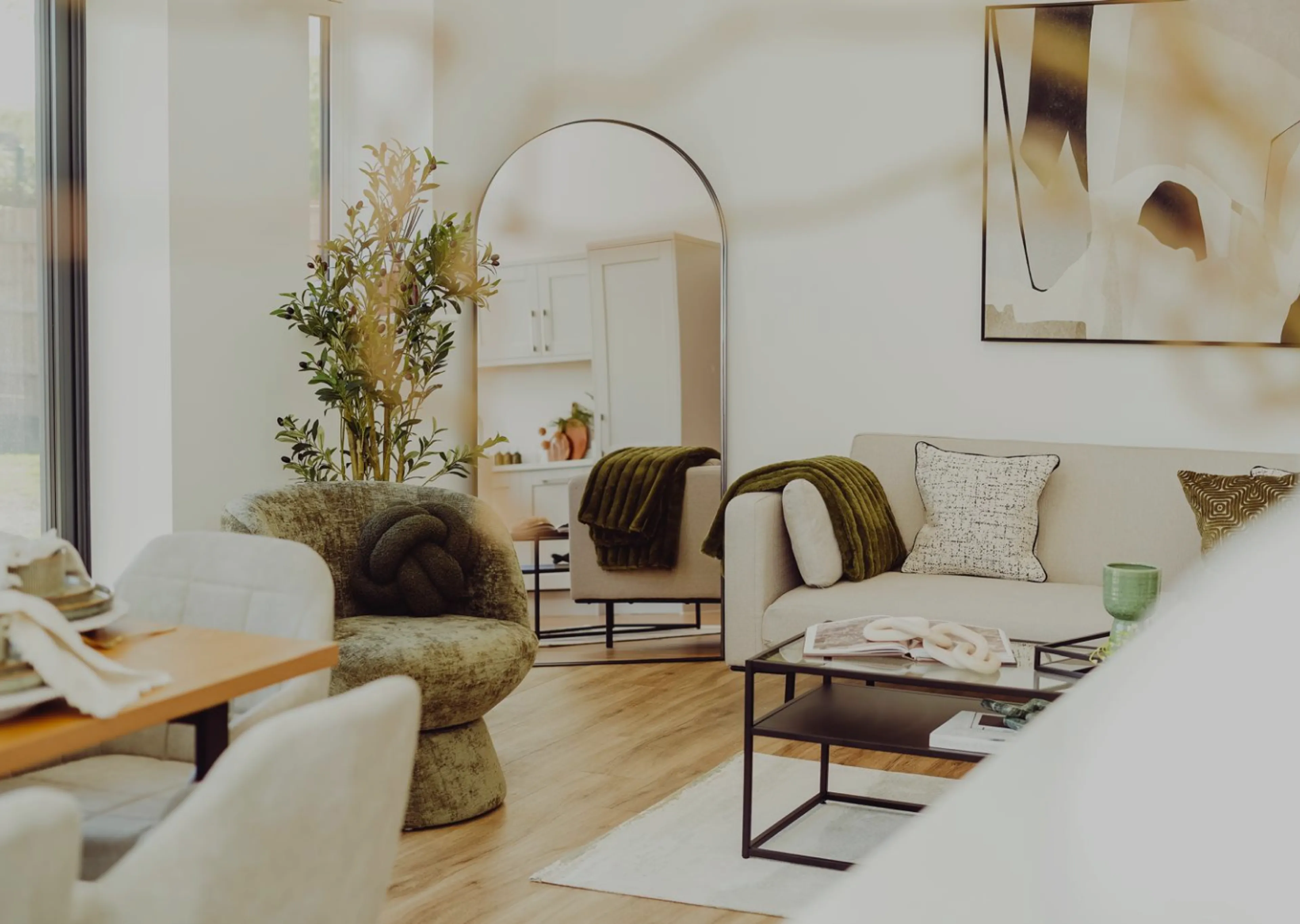 https://mr1.homeflow-assets.co.uk/files/site_asset/image/7005/9725/Sequence_New_Homes_Summer_Trends.png