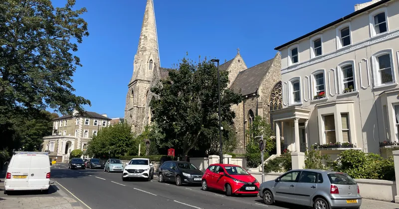 Choosing the right buyer in North West London: why offer quality matters more than offer size in summer 