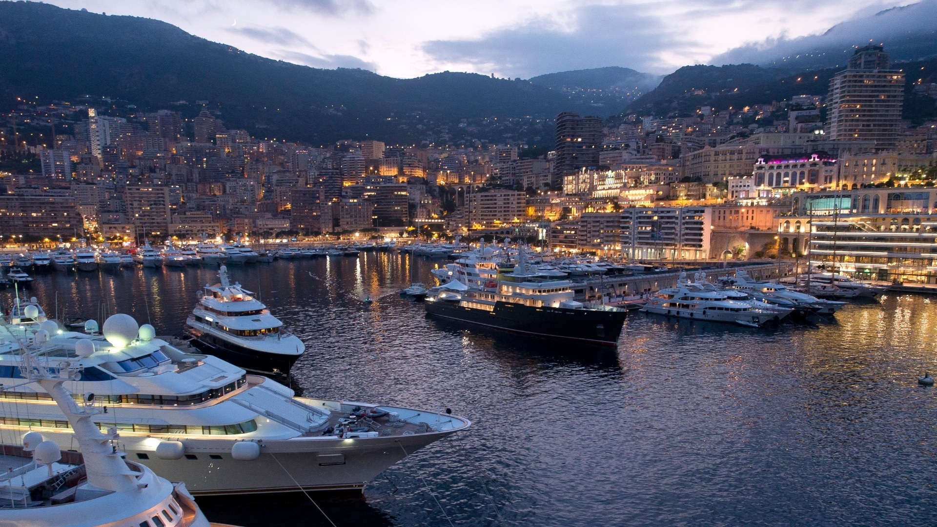 Luxury and waterfront homes